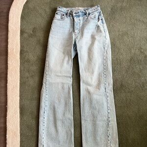4 Pairs A&F Jeans for Sydney